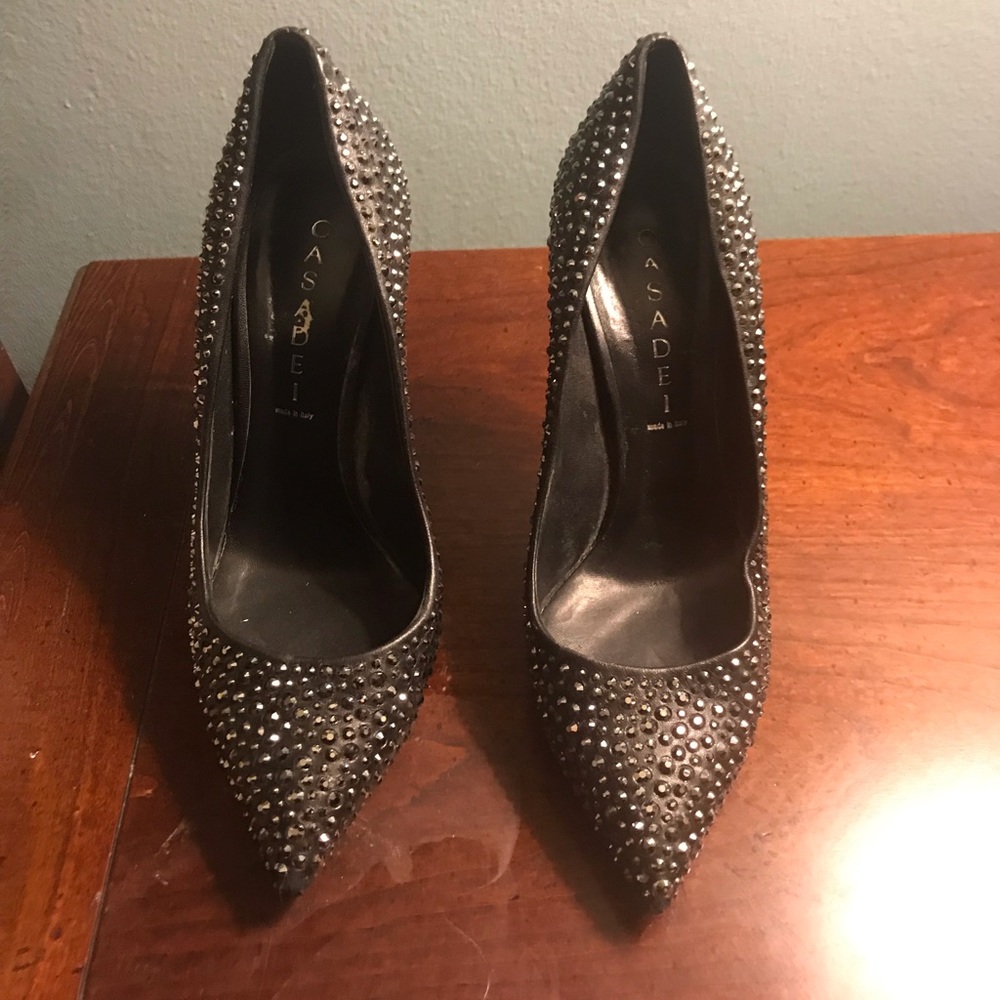 Crystal Casedi pumps